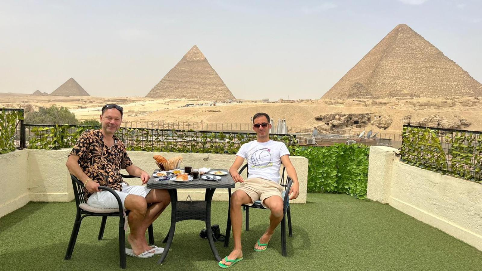 Solima Pyramids Inn Kafret el-Gabal Exterior foto